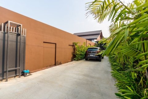 Chalet de 2 dormitorios en Hua Hin, Tailandia № 168623 - foto 25