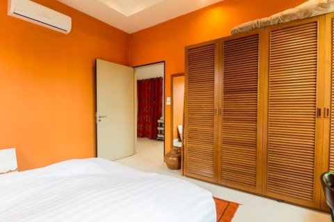 Chalet de 3 dormitorios en Hua Hin, Tailandia № 168619 - foto 22