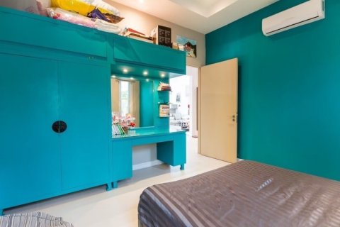 Chalet de 3 dormitorios en Hua Hin, Tailandia № 168619 - foto 12