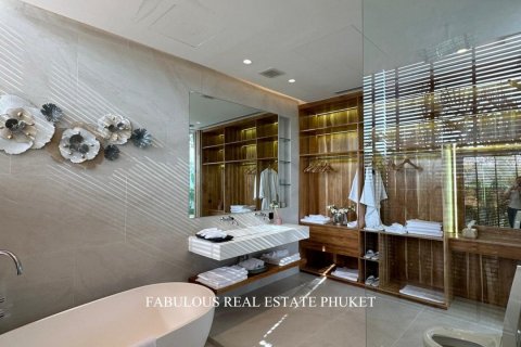 Chalet de 4 dormitorios en Bang Tao, Tailandia № 179777 - foto 11