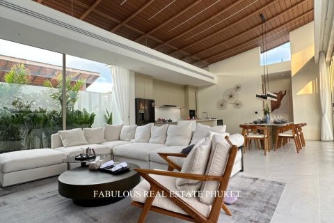 Chalet de 4 dormitorios en Bang Tao, Tailandia № 179777 - foto 5