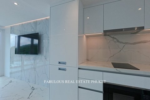Condominio de 1 dormitorio en Kata, Tailandia № 179781 - foto 6