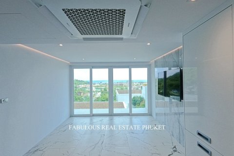 Condominio de 1 dormitorio en Kata, Tailandia № 179781 - foto 11