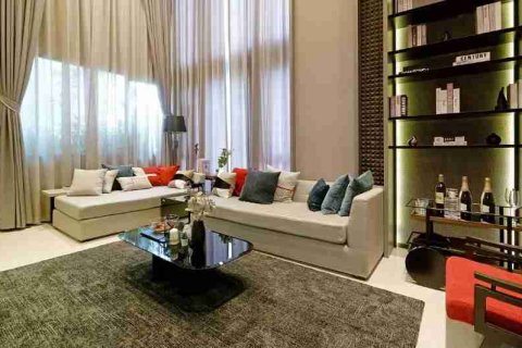 Casa de 2 dormitorios en Bangkok, Tailandia № 184054 - foto 11