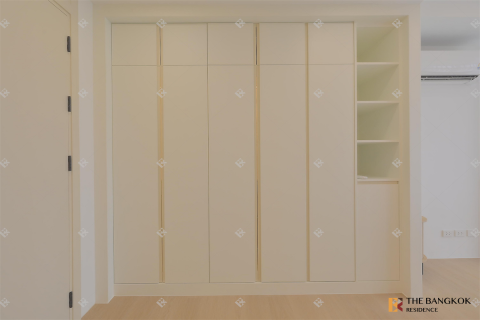 Condo in Bangkok, Thailand, 3 bedrooms  № 226114 - photo 9