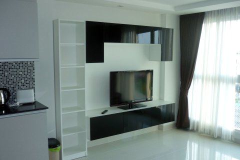 Condominio de 1 dormitorio en Pattaya, Tailandia № 204461 - foto 2