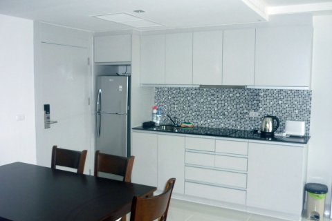 Condominio de 1 dormitorio en Pattaya, Tailandia № 204461 - foto 6