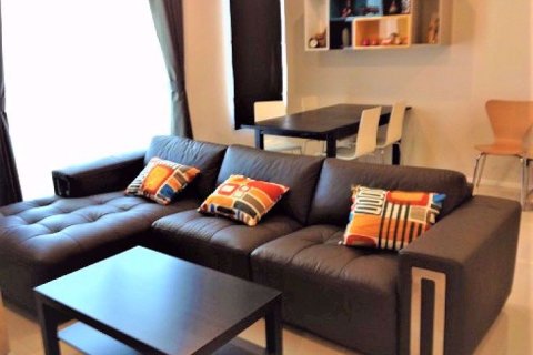 Condo in Bangkok, Thailand, 2 bedrooms in Villa Asoke  № 51304