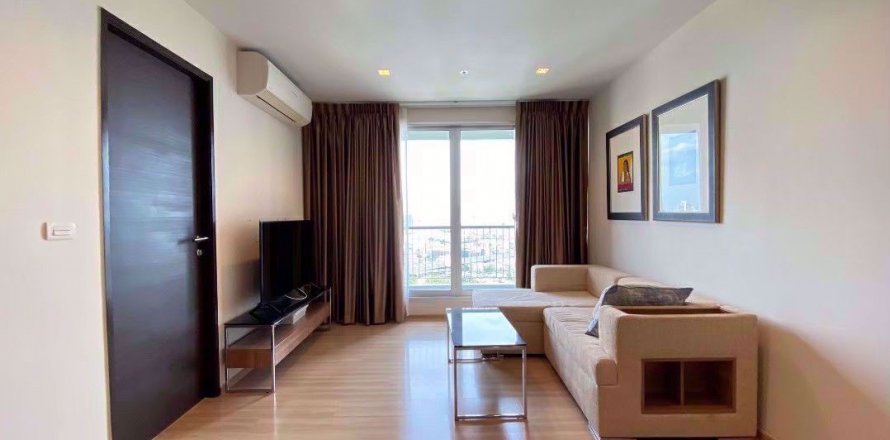 Condo à Bangkok, Thaïlande, 1 chambre à Rhythm Sathorn - Narathiwas № 51306
