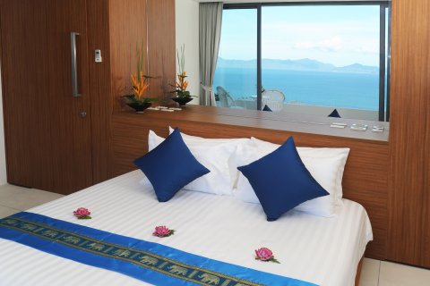 Chalet de 5 dormitorios en Ko Samui, Tailandia № 167941 - foto 13