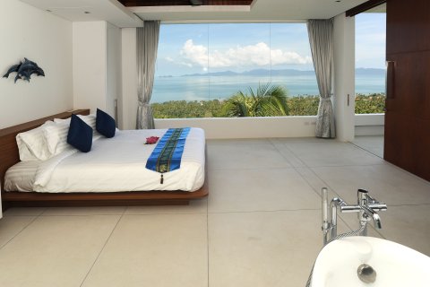 Chalet de 5 dormitorios en Ko Samui, Tailandia № 167941 - foto 15