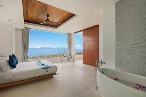 Chalet de 5 dormitorios en Ko Samui, Tailandia № 167941 - foto 23