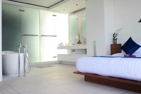Chalet de 5 dormitorios en Ko Samui, Tailandia № 167941 - foto 21