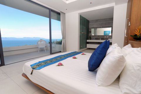 Chalet de 5 dormitorios en Ko Samui, Tailandia № 167941 - foto 12