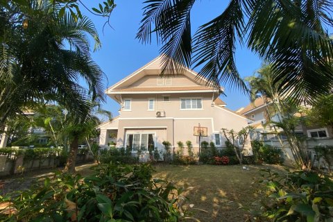 Haus in Chiang Mai, Thailand 4 Schlafzimmer № 160116