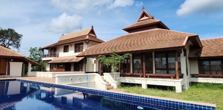 Casa de 5 dormitorios en Chiang Mai, Tailandia № 160117
