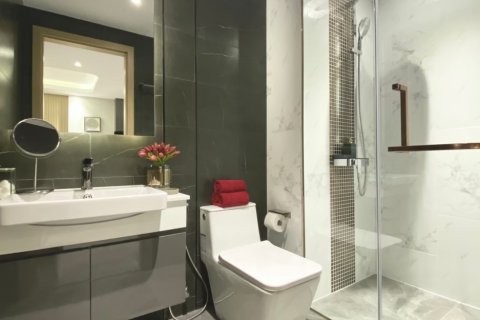 Condominio de 1 dormitorio en Bang Lamung, Tailandia № 203590 - foto 3