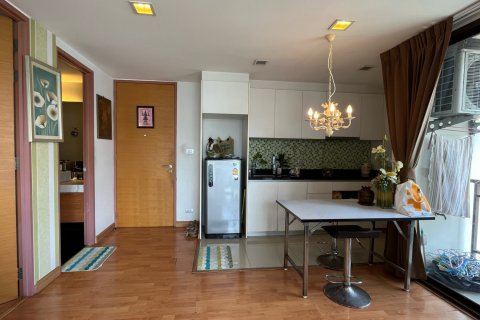 Condominio de 1 dormitorio en Watthana, Bangkok, Tailandia № 200867 - foto 4