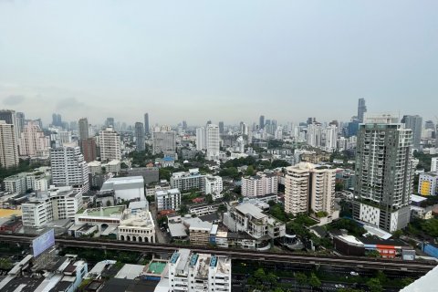 Condominio de 2 dormitorios en Bangkok, Tailandia № 200864 - foto 8