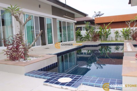 Studio in Bang Lamung, Thailand № 27201