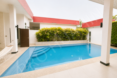 Chalet de 3 dormitorios en Hua Hin, Tailandia № 194765 - foto 21