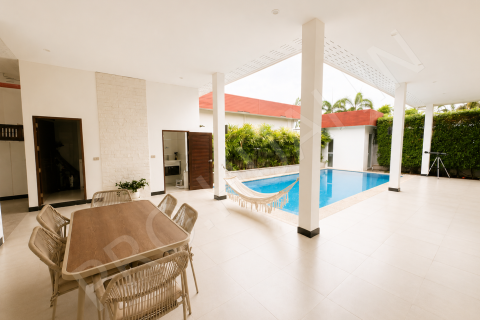 Chalet de 3 dormitorios en Hua Hin, Tailandia № 194765 - foto 8