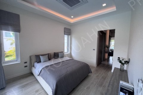 Chalet de 3 dormitorios en Hua Hin, Tailandia № 194770 - foto 16