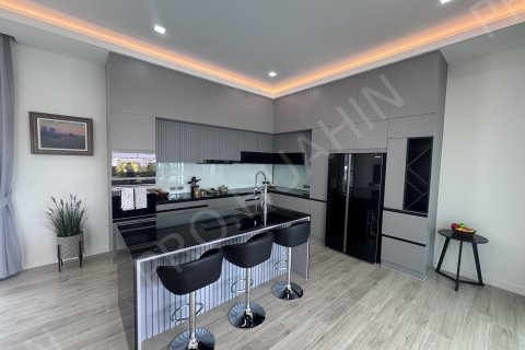 Chalet de 3 dormitorios en Hua Hin, Tailandia № 194770 - foto 8