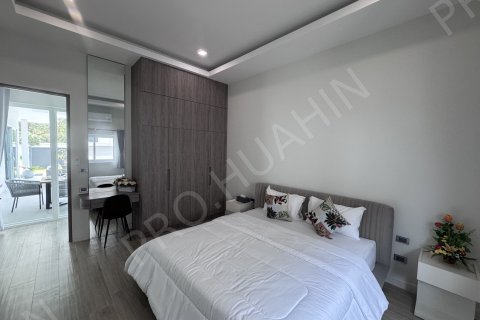 Chalet de 3 dormitorios en Hua Hin, Tailandia № 194769 - foto 14
