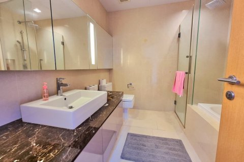 Condominio de 2 dormitorios en Bangkok, Tailandia № 119138 - foto 15