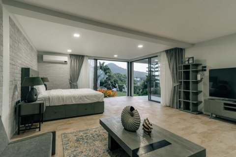 Chalet de 5 dormitorios en Kamala, Tailandia № 166281 - foto 5