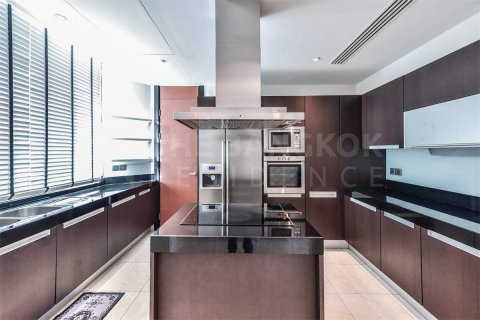 Condominio de 3 dormitorios en Bangkok, Tailandia № 201991 - foto 5