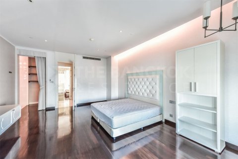 Condominio de 3 dormitorios en Bangkok, Tailandia № 201991 - foto 10