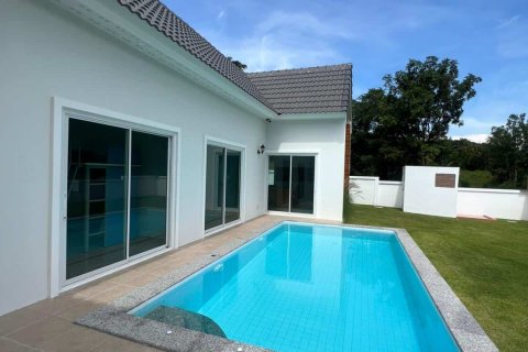 Chalet de 3 dormitorios en Hua Hin, Tailandia № 166693 - foto 13