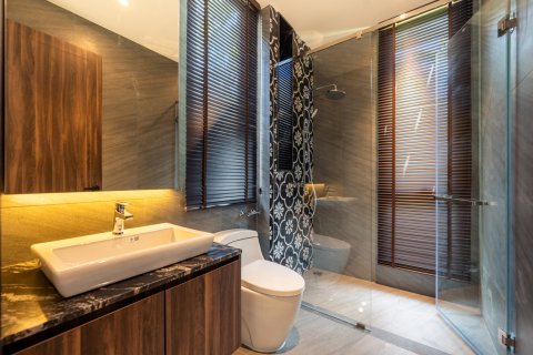 Chalet de 4 dormitorios en Layan Beach, Tailandia № 166694 - foto 9