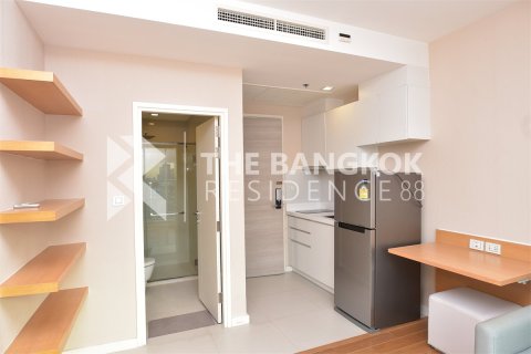 Condominio de 1 dormitorio en Bangkok, Tailandia № 188337 - foto 6