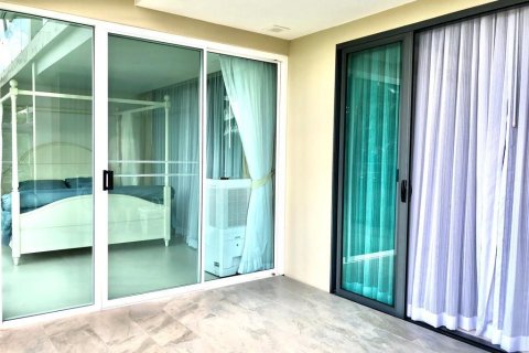 Condominio de 2 dormitorios en Phuket, Tailandia № 173447 - foto 12