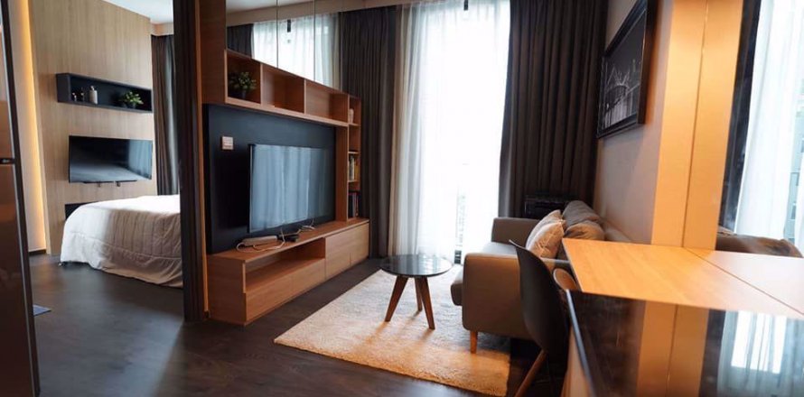 Condo in Bangkok, Thailand, 1 bedroom in Edge Sukhumvit 23  № 111418