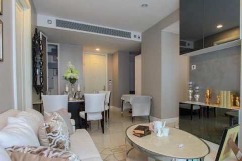 Condominio de 2 dormitorios en Pathum Wan, Bangkok, Tailandia № 133873 - foto 3