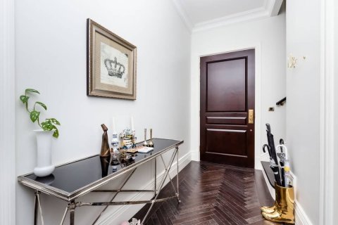 Condominio de 2 dormitorios en Pathum Wan, Bangkok, Tailandia № 133869 - foto 14