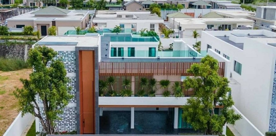 Chalet de 7 dormitorios en Pattaya, Tailandia № 133871