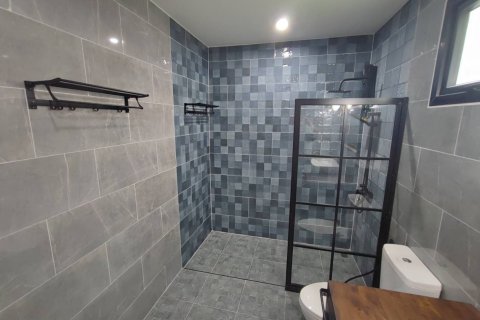 Casa de 6 dormitorios en Pattaya, Tailandia № 150259 - foto 10