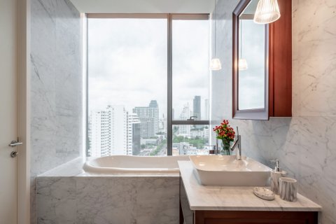 Condominio de 2 dormitorios en Bangkok, Tailandia № 65983 - foto 19