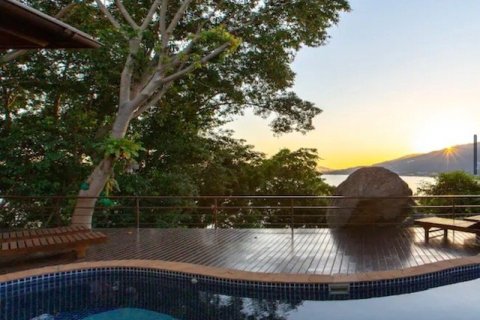 Villa in Ko Samui, Thailand 4 Schlafzimmer № 172436 - Foto 10