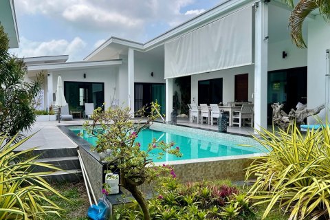 Chalet de 3 dormitorios en Ko Samui, Tailandia № 172432 - foto 11