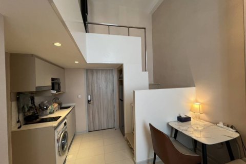 Dúplex de 1 dormitorio en Bangkok, Tailandia № 160161 - foto 5