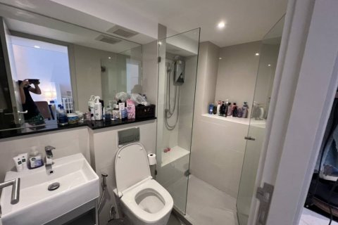 Dúplex de 1 dormitorio en Bangkok, Tailandia № 160161 - foto 6