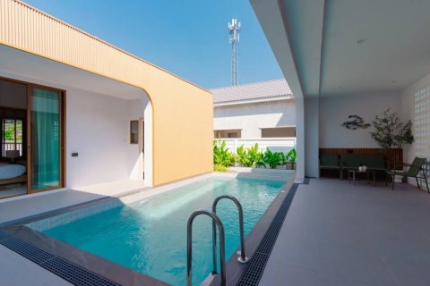 Chalet de 3 dormitorios en Pran Buri, Tailandia № 160162 - foto 3