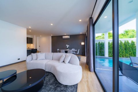Villa in Pattaya, Thailand 4 Schlafzimmer № 160159 - Foto 10
