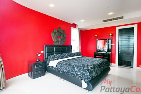 Condominio de 2 dormitorios en Sattahip, Tailandia № 32558 - foto 5
